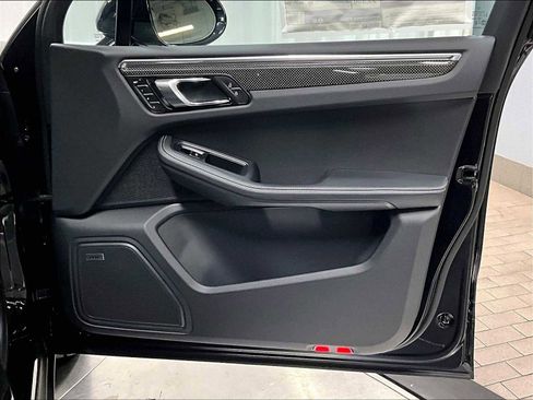 New 2026 Porsche Macan S AWD/4WD image 28