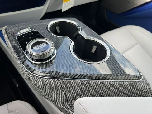 New 2026 Cadillac Optiq Sport 1 w/ LPO, Floor Liner Package AWD/4WD image 25