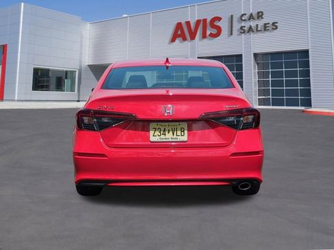 Used 2025 Honda Civic Sport image 9