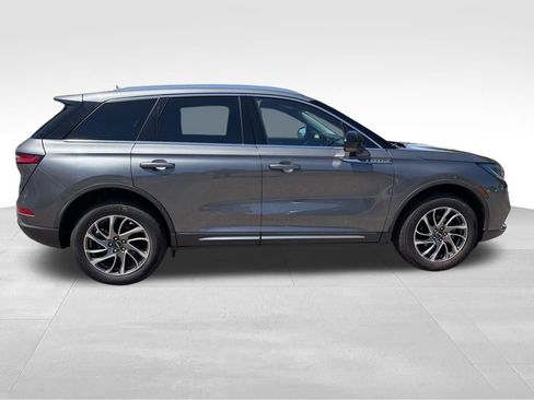 Used 2022 Lincoln Corsair AWD w/ Equipment Group 101A image 7