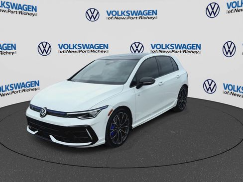 Used 2026 Volkswagen Golf AWD/4WD image 4