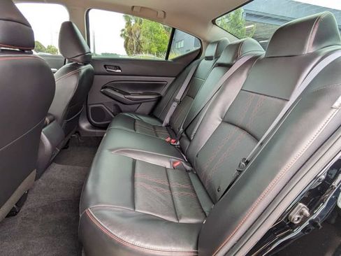 Used 2024 Nissan Altima 2.5 SR w/ SR Premium Package FWD image 14