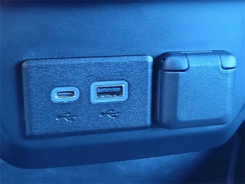 Used 2019 Chevrolet Silverado 1500 LTZ w/ LTZ Plus Package image 14