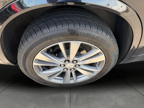 Used 2020 Cadillac XT6 Premium Luxury w/ LPO, Floor Liner Package AWD/4WD image 10