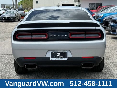 Used 2023 Dodge Challenger R/T RWD image 9