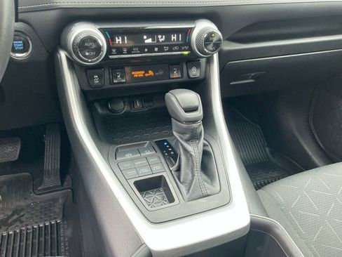 Certified 2022 Toyota RAV4 XLE w/ Convenience Package image 13