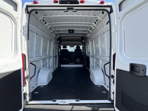 New 2024 RAM ProMaster 3500 w/ Safety Group FWD image 23