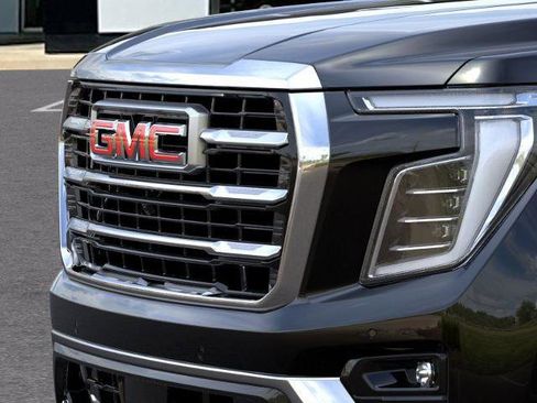 New 2026 GMC Yukon Elevation image 13
