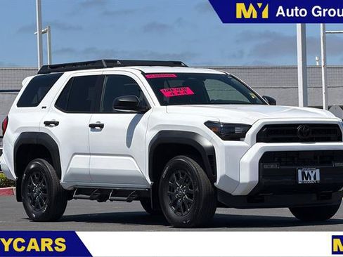 Used 2025 Toyota 4Runner SR5 AWD/4WD image 1
