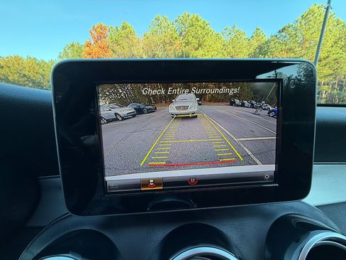 Used 2018 Mercedes-Benz C 300 Sedan image 21