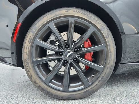 Used 2018 Aston Martin DB11 Coupe RWD image 15