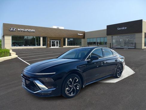 Certified 2025 Hyundai Sonata SEL image 1