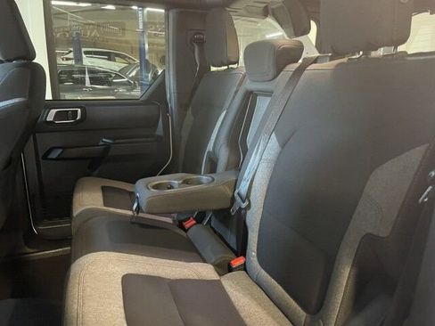 Used 2025 Ford Bronco Big Bend image 15