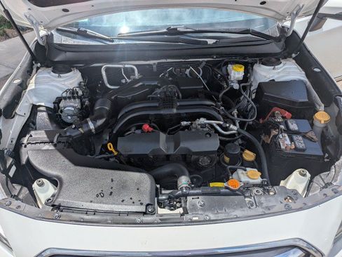 Used 2019 Subaru Outback 2.5i Touring w/ Protection Package #1 AWD/4WD image 33