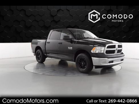 Used 2017 RAM 1500 ST w/ SXT Appearance Group image 1