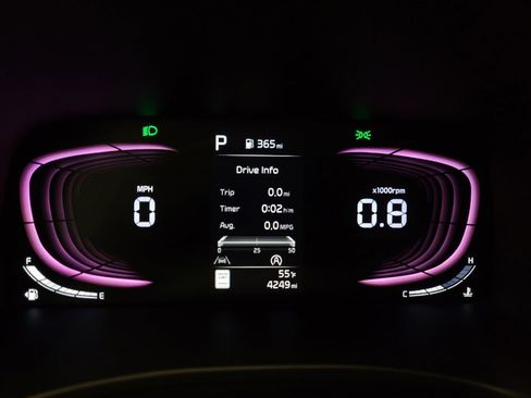 Used 2024 Kia Soul EX image 23