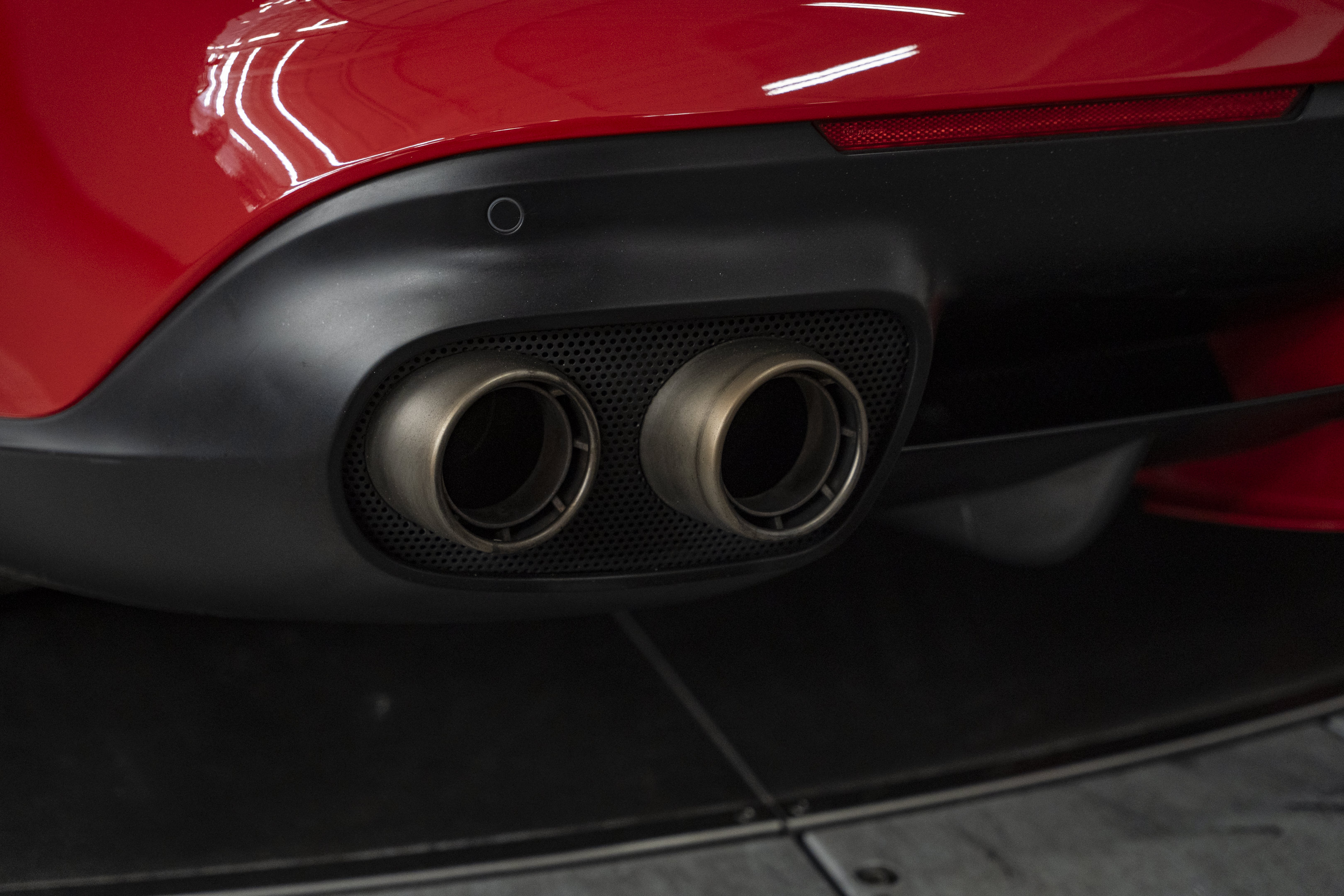 Certified 2015 Ferrari F12 Berlinetta RWD image 15