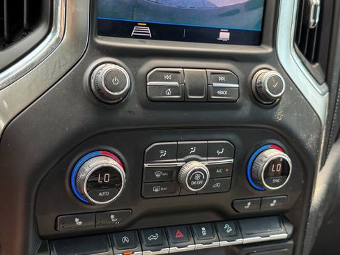 Used 2020 Chevrolet Silverado 1500 LT Trail Boss w/ Convenience Package AWD/4WD image 30