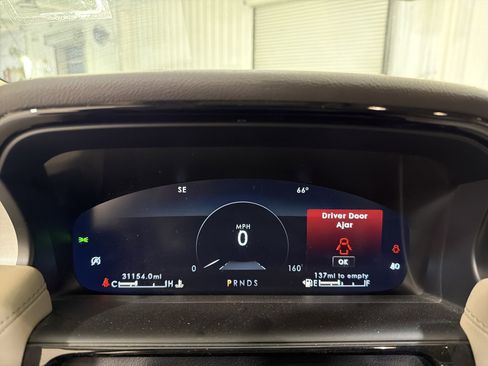 Used 2022 Lincoln Nautilus FWD image 16