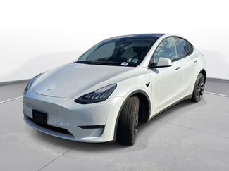 Used 2021 Tesla Model Y Long Range video 2