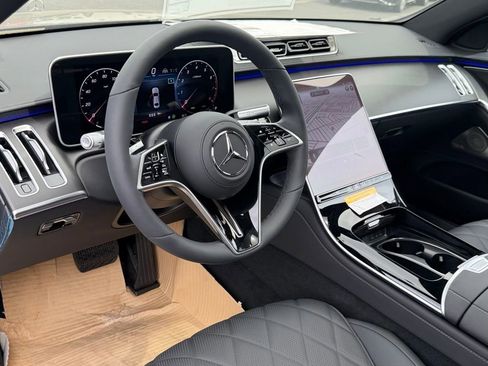 New 2025 Mercedes-Benz S 580 4MATIC Sedan image 29