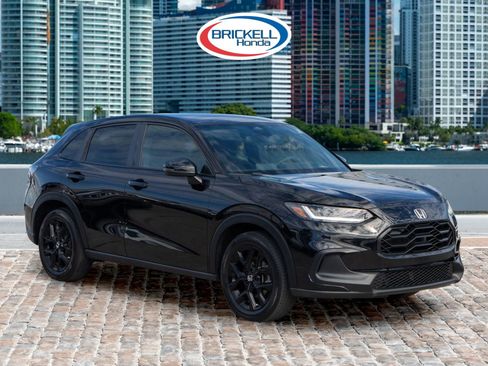 Certified 2023 Honda HR-V Sport image 3