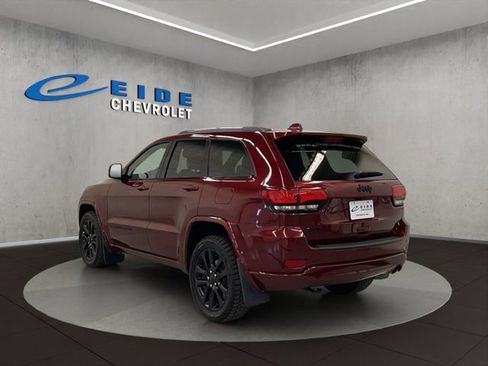 Used 2019 Jeep Grand Cherokee Altitude image 8