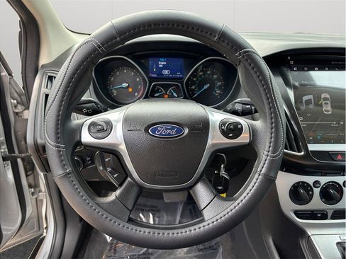 Used 2014 Ford Focus SE image 17