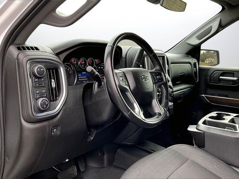 Used 2021 Chevrolet Silverado 1500 RST image 17
