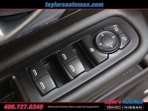 Used 2024 GMC Terrain Denali w/ Denali Premium Package image 37