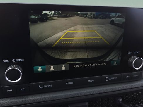 Used 2024 Honda CR-V EX image 27