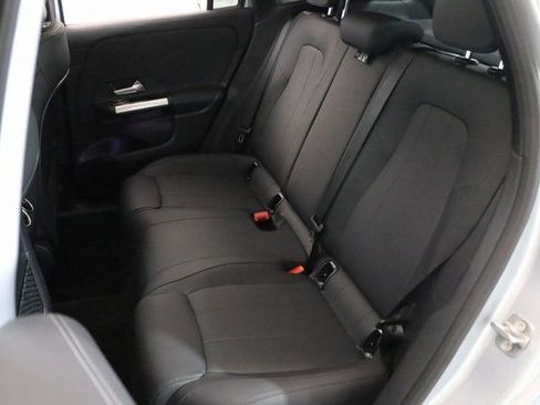 Certified 2025 Mercedes-Benz GLA 250 4MATIC image 15