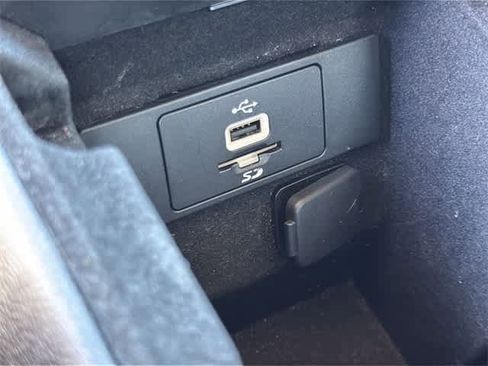 Used 2016 Lincoln MKZ Hybrid image 23