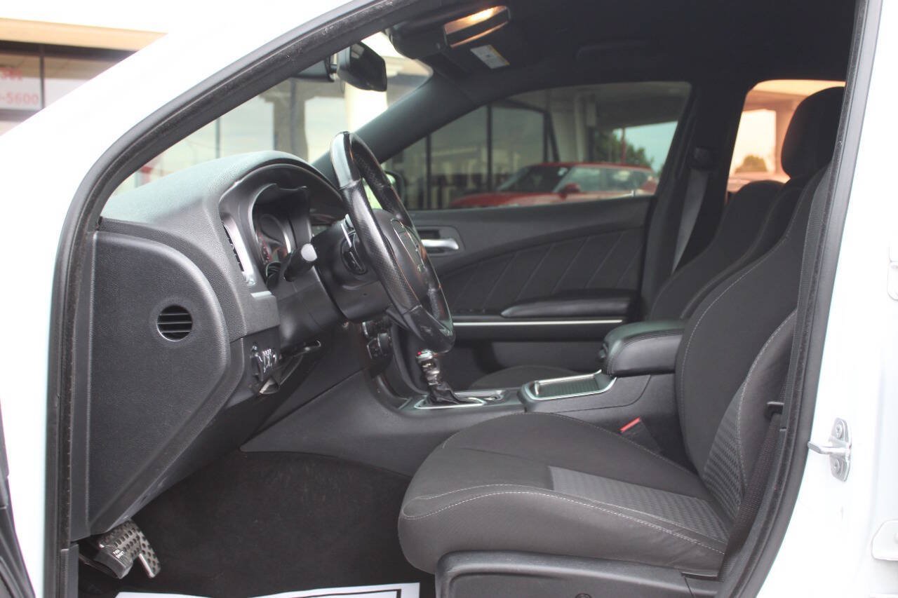 Used 2019 Dodge Charger Scat Pack RWD image 10