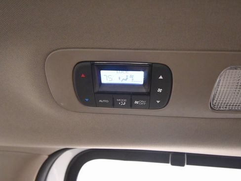 Used 2023 Honda Odyssey Elite image 18