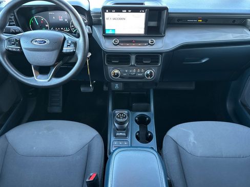 Used 2023 Ford Maverick XL image 13