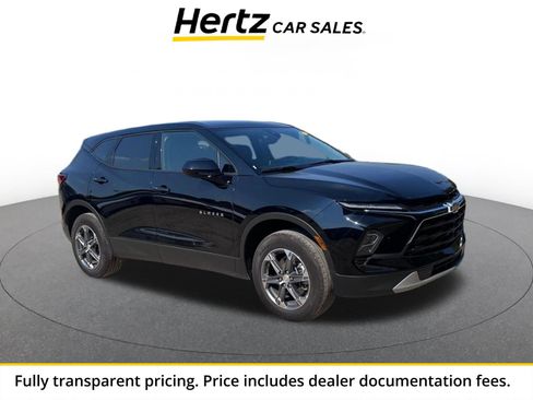 Used 2026 Chevrolet Blazer LT FWD image 1