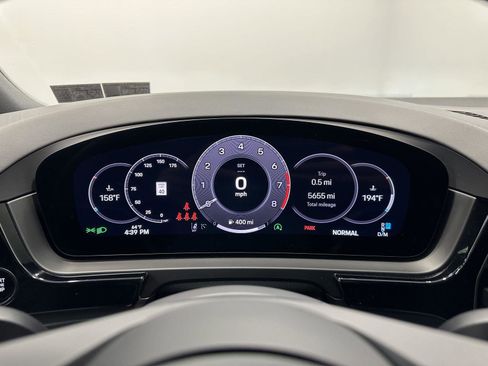 Certified 2025 Porsche Cayenne image 22