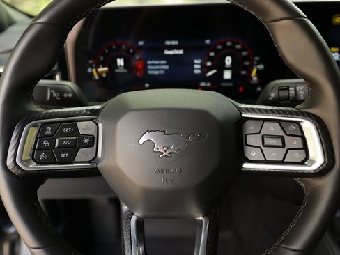 Used 2025 Ford Mustang GT Premium w/ GT Performance Package RWD image 13