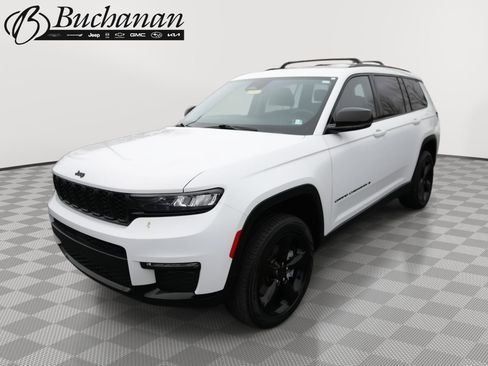 Used 2023 Jeep Grand Cherokee L Limited w/ Black Appearance Package image 1