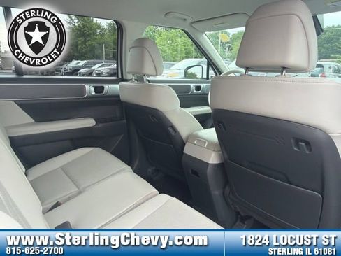 Used 2026 Hyundai Santa Fe SEL AWD/4WD image 15