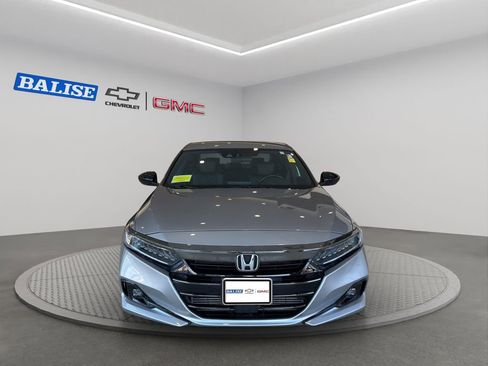 Used 2022 Honda Accord Sport image 3
