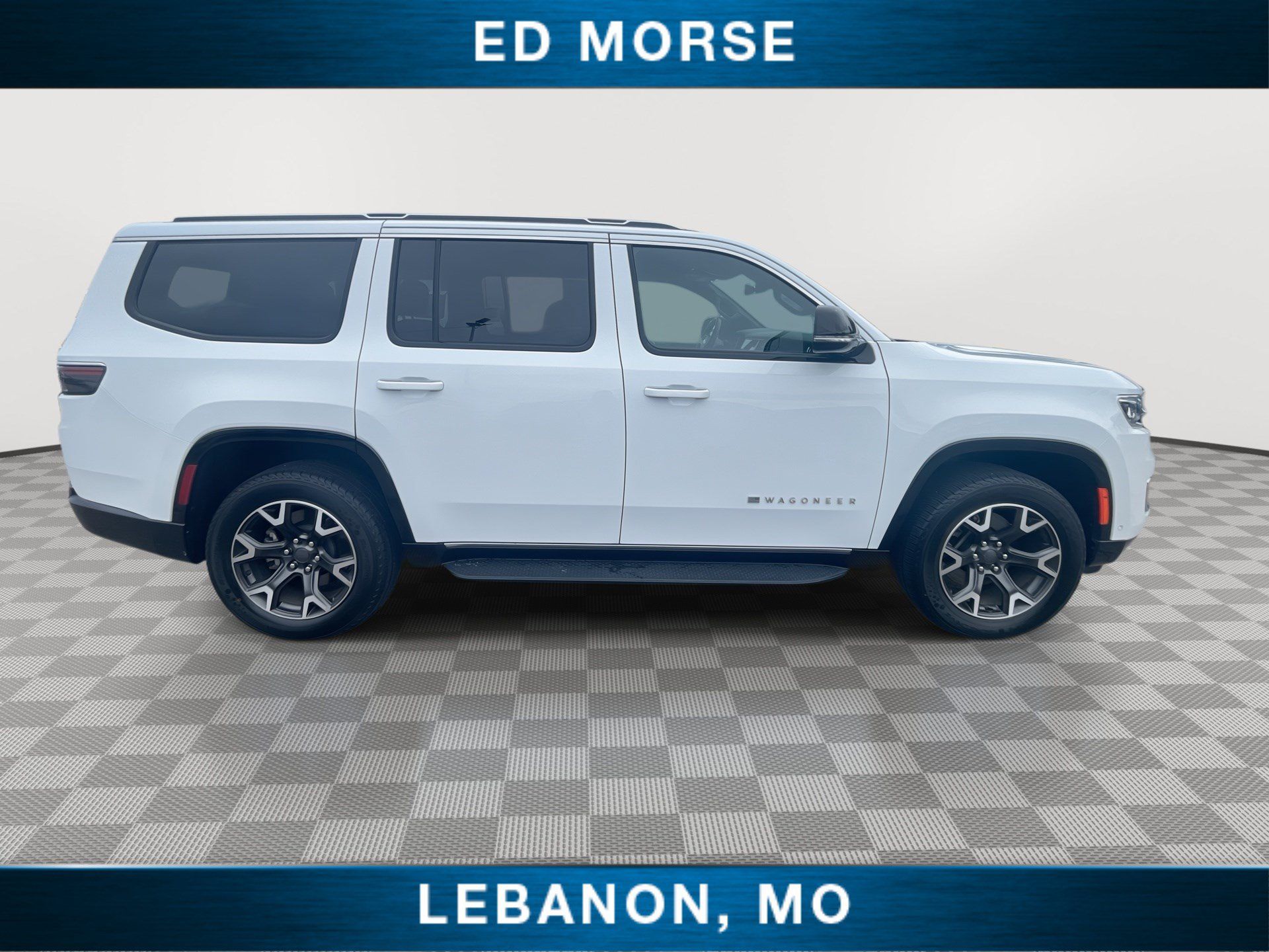Used 2024 Jeep Wagoneer Series III AWD/4WD image 9