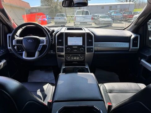 Used 2019 Ford F250 Lariat w/ Lariat Ultimate Package AWD/4WD image 8