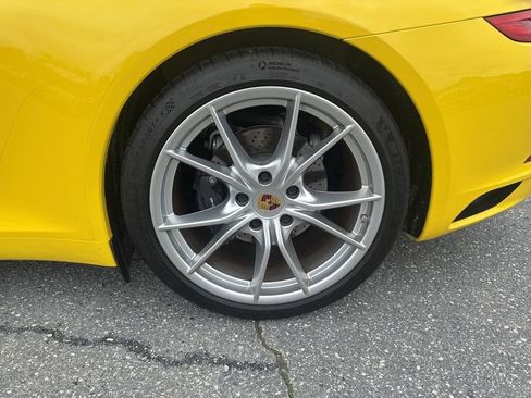 Used 2018 Porsche 911 Carrera image 26