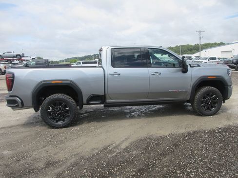 New 2026 GMC Sierra 2500 AT4 w/ AT4 Premium Plus Package AWD/4WD image 3