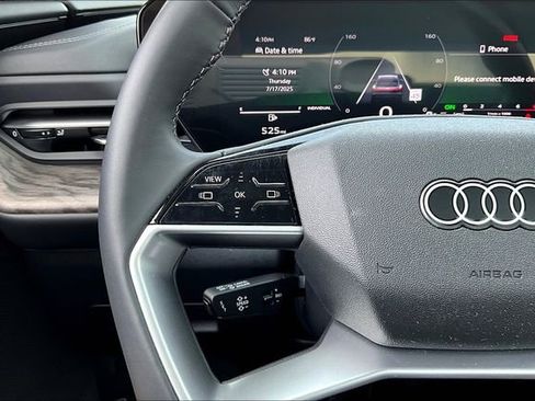 Used 2025 Audi Q5 Premium image 20