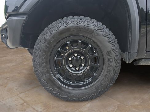 Used 2024 GMC Sierra 1500 AT4X w/ AT4X AEV Edition AWD/4WD image 30