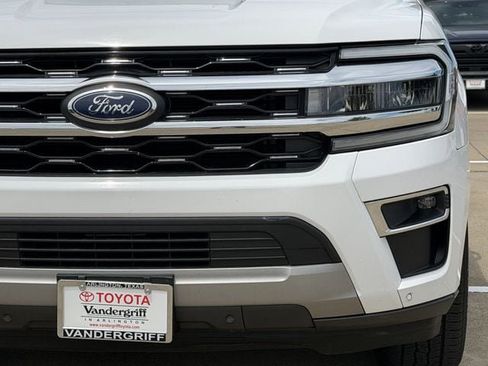 Used 2022 Ford Expedition Max Limited RWD image 9