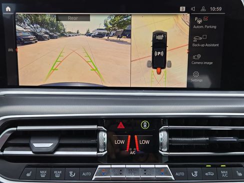 Used 2021 BMW X5 sDrive40i w/ M Sport Package RWD image 7